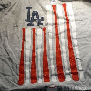 Nwt LA Dodger Baseball Adult T-Shirt
